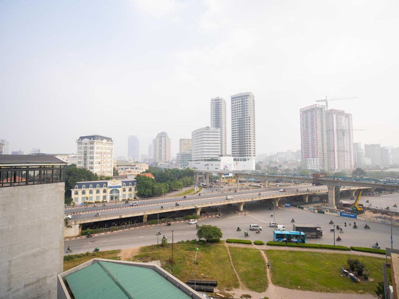 Phuong Dong Hotel Hanoi Bagian luar foto